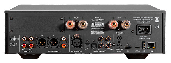 Rear back panel of Lyngdorf TDAI-2210